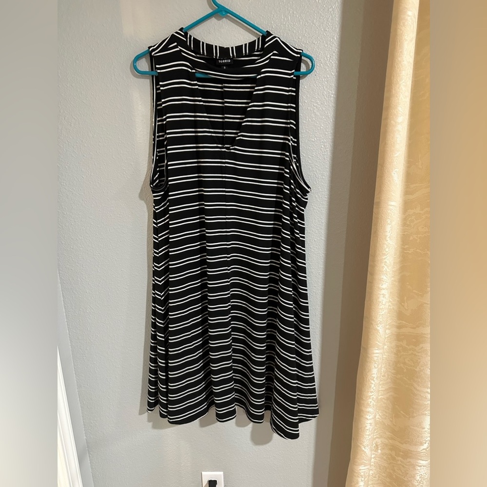 Torrid stripe dress size 3x good condition  like new